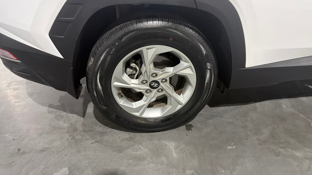 2023 Hyundai Tucson (FWD), Automatic, 15755 km, Right Rear Wheel