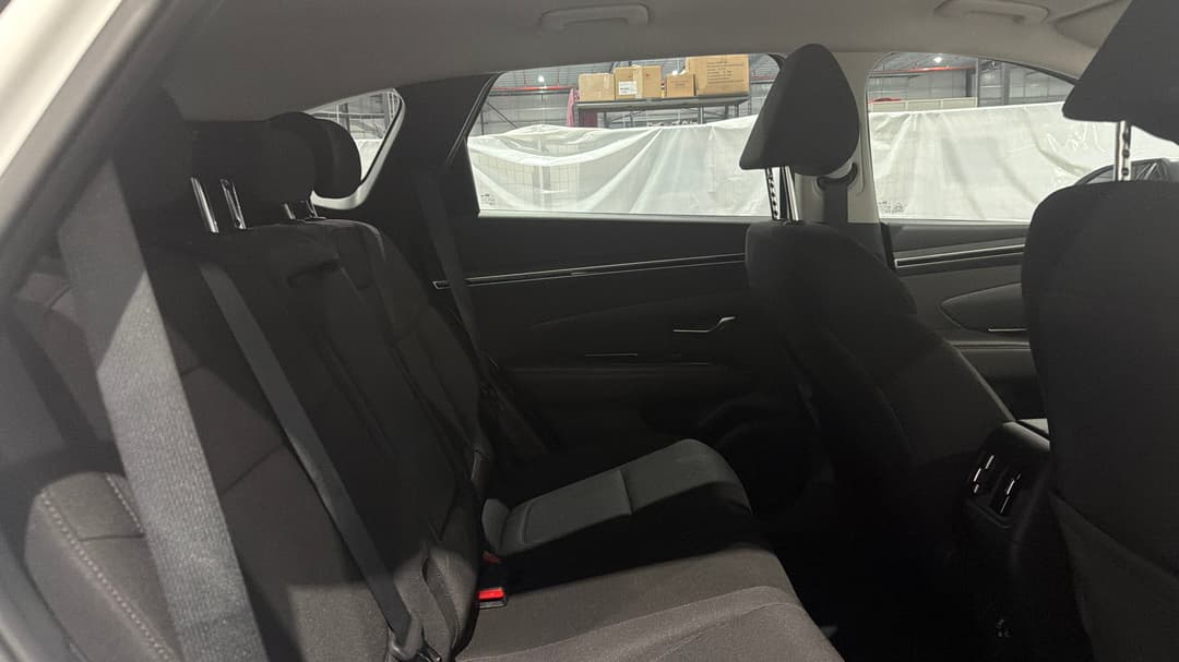 2023 Hyundai Tucson (FWD), Automatic, 15755 km, Right Side Rear Door Cabin View