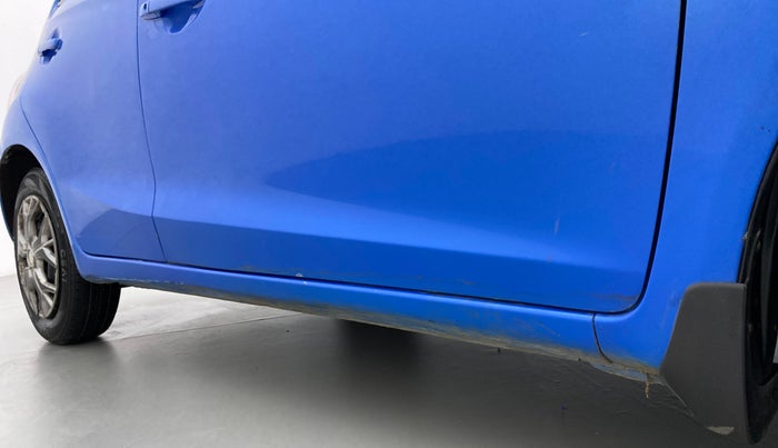 2012 Honda Brio S MT, CNG, Manual, 85,181 km, Right running board - Slightly dented