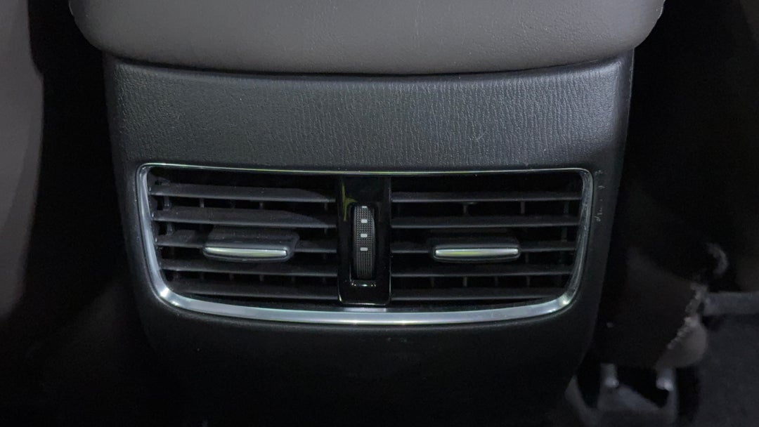 Rear A/C Vent