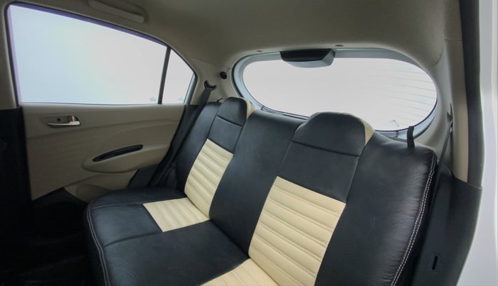 2018 Hyundai NEW SANTRO 1.1 SPORTS AMT, Petrol, Automatic, 16,901 km, Right Side Rear Door Cabin