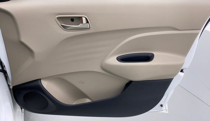 2018 Hyundai NEW SANTRO 1.1 SPORTS AMT, Petrol, Automatic, 16,901 km, Driver Side Door Panels Control