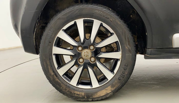 2015 Toyota Etios CROSS 1.5 V, Petrol, Manual, 64,229 km, Right Rear Wheel
