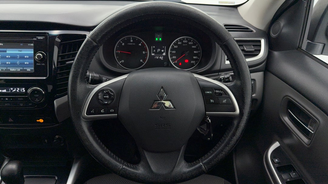 2016 Mitsubishi Triton Gls (4x4), Automatic, 172162 km, Steering Wheel Close-up
