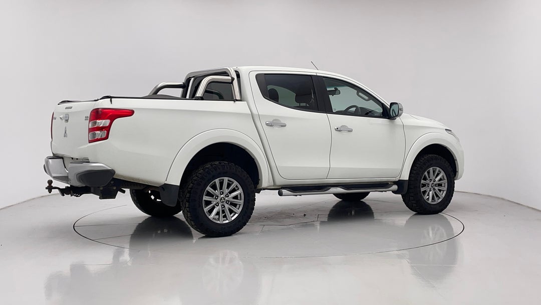 2016 Mitsubishi Triton Gls (4x4), Automatic, 172162 km, Right Back Diagonal (45- Degree) View