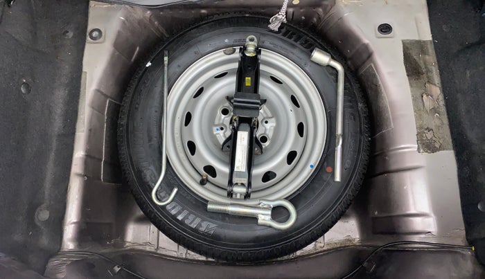 2016 Tata Tiago XE 1.2 REVOTRON, Petrol, Manual, 21,396 km, Spare Tyre