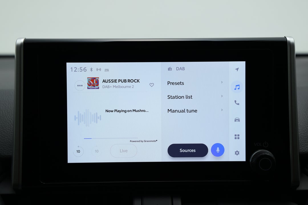 2025 Toyota RAV4 Gx (2WD) Hybrid, Automatic, 27868 km, Infotainment System