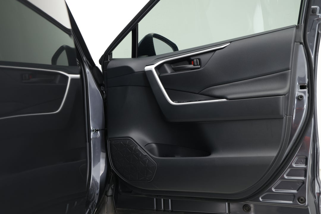 2025 Toyota RAV4 Gx (2WD) Hybrid, Automatic, 27868 km, Right Side Front Door Cabin View