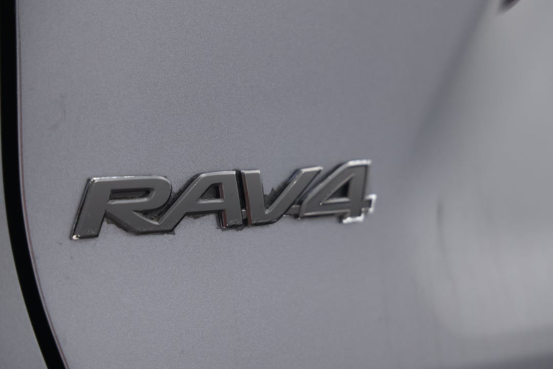 2025 Toyota RAV4 Gx (2WD) Hybrid, Automatic, 27868 km, Badge (Boot Left Side)