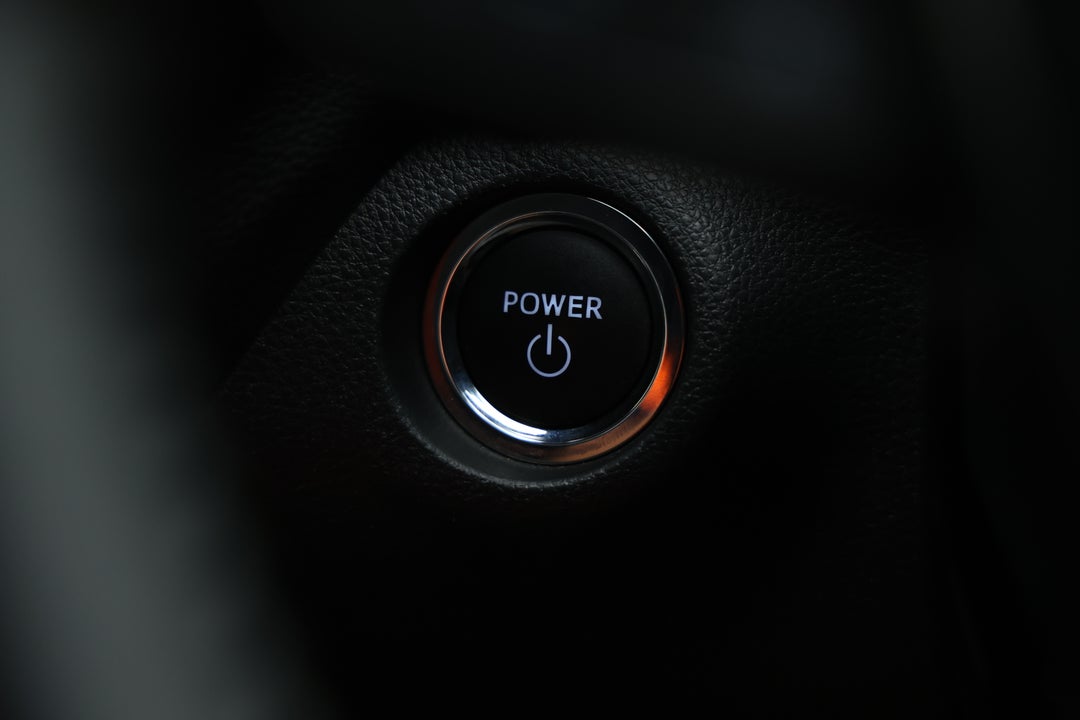 2025 Toyota RAV4 Gx (2WD) Hybrid, Automatic, 27868 km, Keyless / Button Start