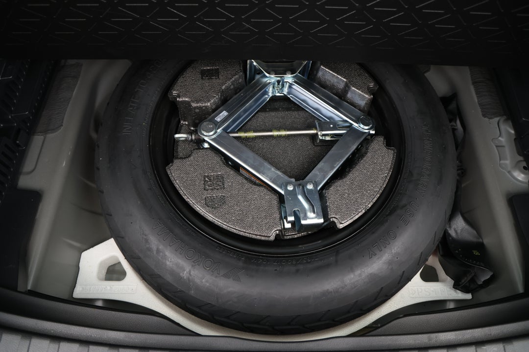 2025 Toyota RAV4 Gx (2WD) Hybrid, Automatic, 27868 km, Spare Wheel