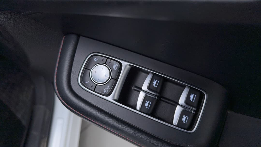 2021 MG HS Vibe, Automatic, 79429 km, Drivers Side Door Panel Controls