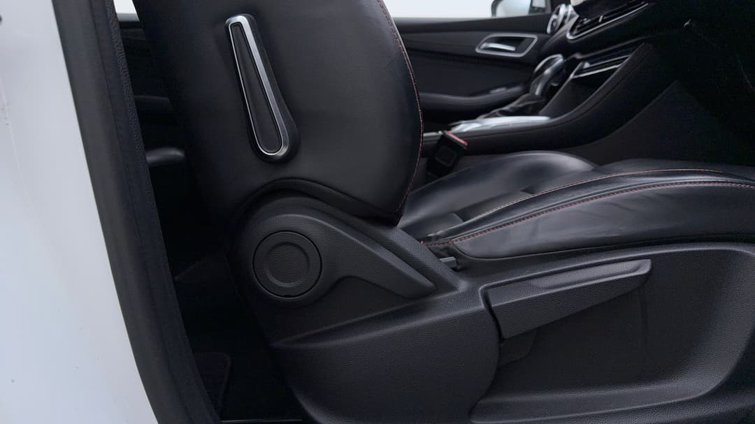 2021 MG HS Vibe, Automatic, 79429 km, Drivers Side Adjustment Panel