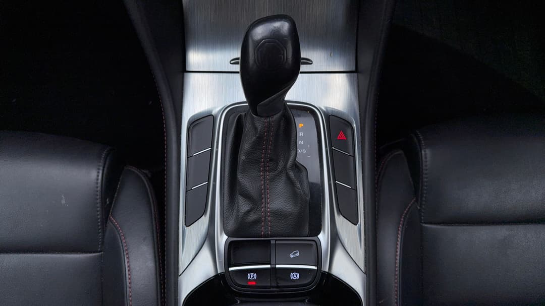 2021 MG HS Vibe, Automatic, 79429 km, Gear Lever 