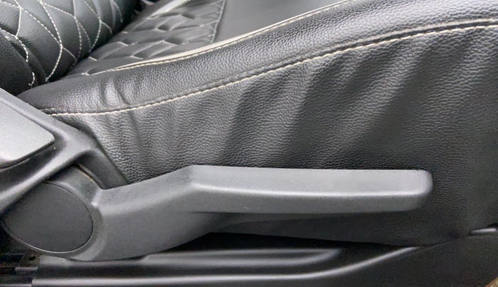 2015 Maruti Baleno ZETA 1.2 K12, Petrol, Manual, 25,165 km, Driver Side Adjustment Panel