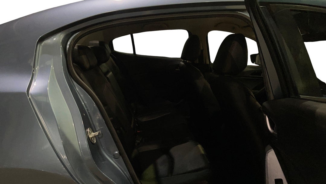 2015 Mazda 3 Touring, Automatic, 116234 km, Right Side Rear Door Cabin View