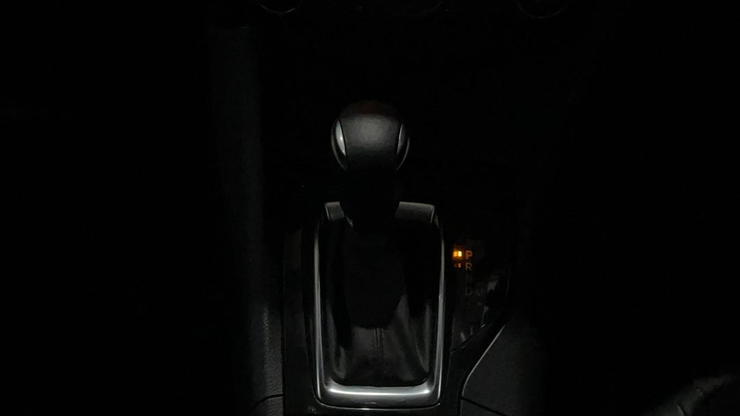 2015 Mazda 3 Touring, Automatic, 116234 km, Gear Lever 