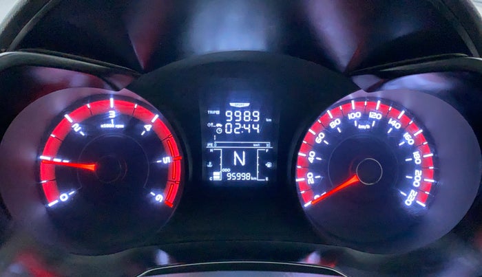 2019 Mahindra XUV300 1.5 W6 MT, Diesel, Manual, 96,053 km, Odometer Image