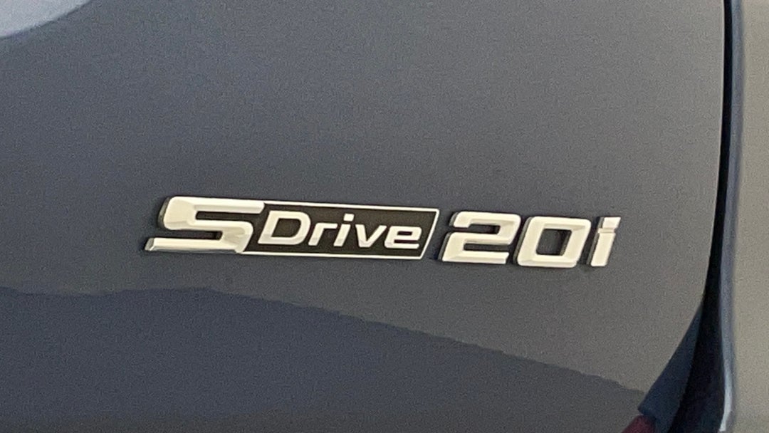 Badge (Boot Right Side)