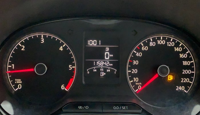 2017 Volkswagen Vento HIGHLINE PLUS 1.5 16 ALLOY, Diesel, Manual, 1,16,281 km, Odometer Image