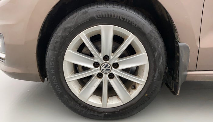 2017 Volkswagen Vento HIGHLINE PLUS 1.5 16 ALLOY, Diesel, Manual, 1,16,281 km, Left Front Wheel