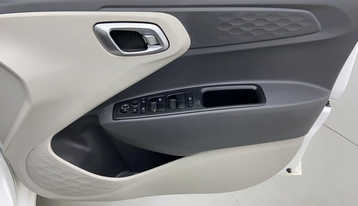2020 Hyundai AURA SX+ AT, Petrol, Automatic, 7,473 km, Driver Side Door Panels Control