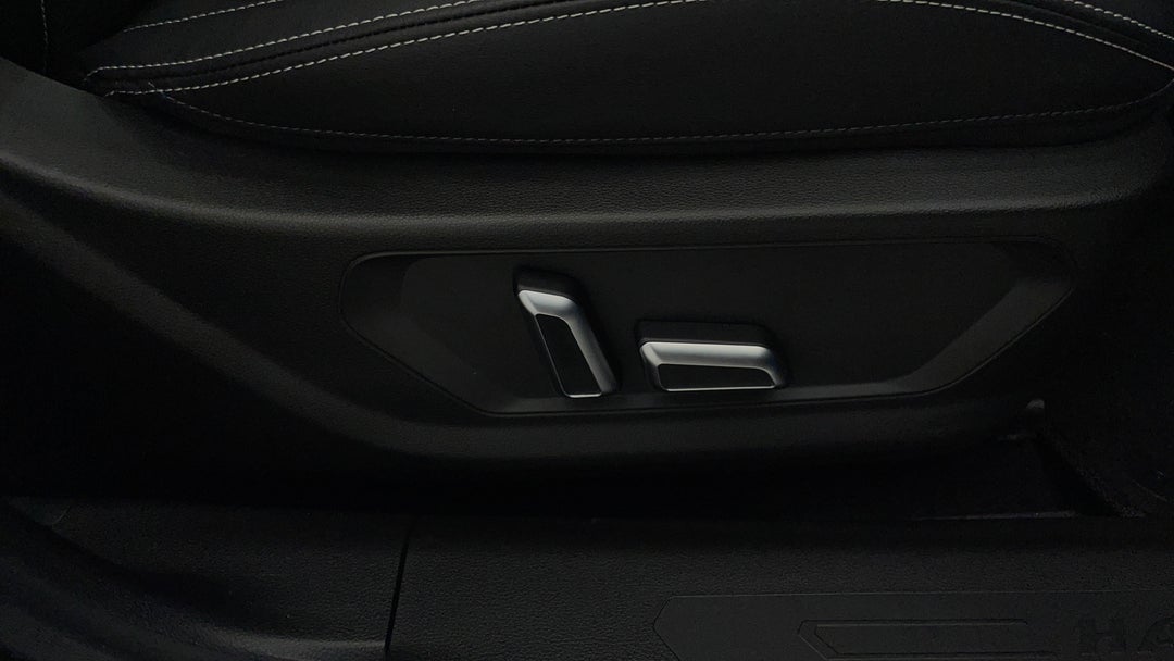 2022 GWM Haval Jolion Ultra, Automatic, 35278 km, Drivers Side Adjustment Panel