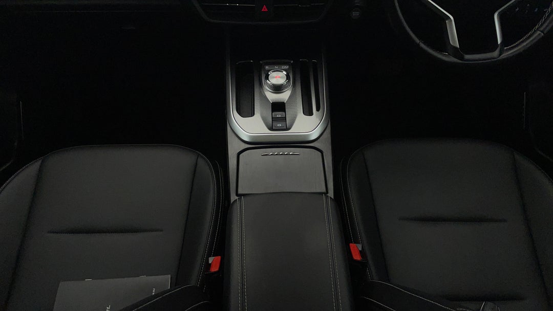 2022 GWM Haval Jolion Ultra, Automatic, 35278 km, Center Console