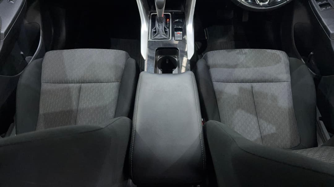2021 Mitsubishi Eclipse Cross Ls (2WD), Automatic, 23601 km, Center Console