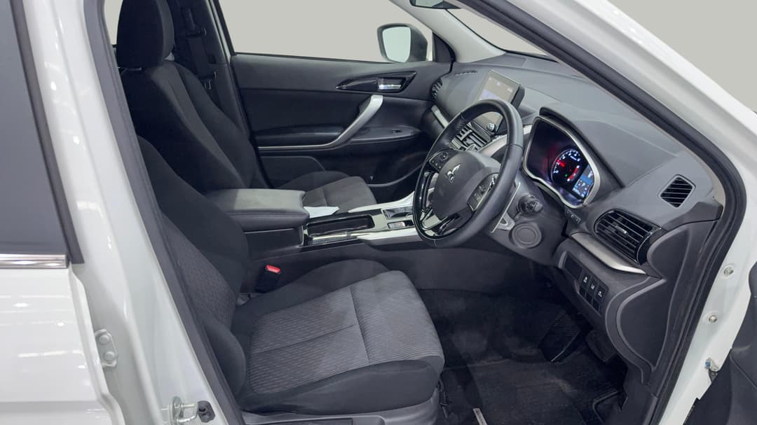 2021 Mitsubishi Eclipse Cross Ls (2WD), Automatic, 23601 km, Right Side Front Door Cabin View