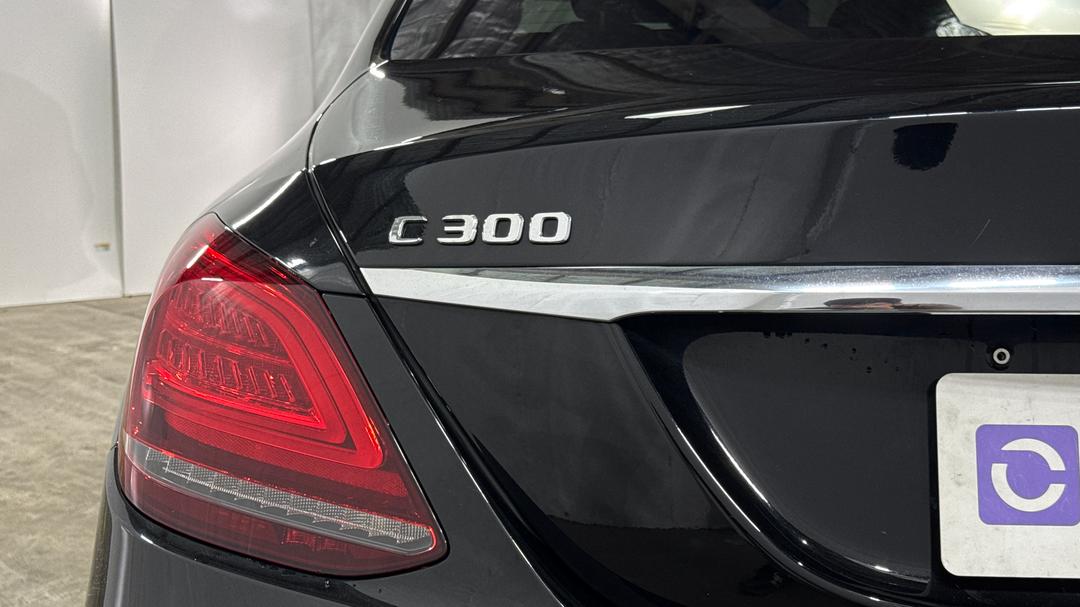 2018 Mercedes-benz C300 -, Automatic, 77578 km, Badge (Boot Left Side)