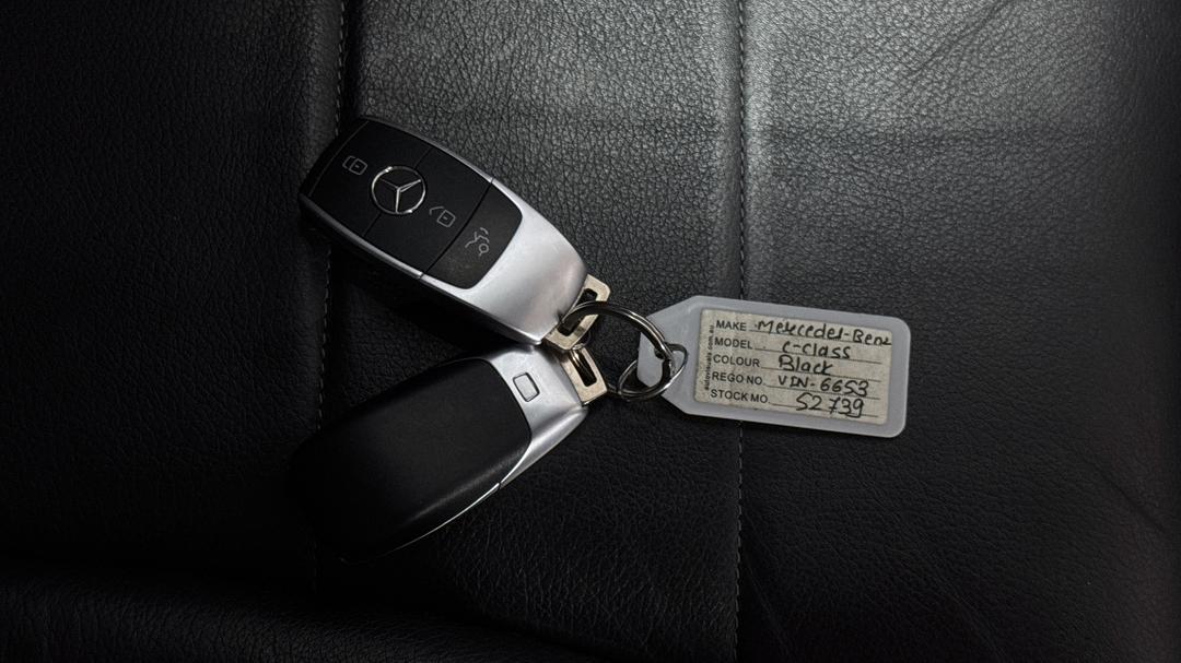 2018 Mercedes-benz C300 -, Automatic, 77578 km, Key Close-up