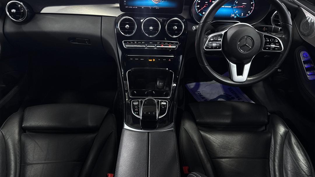 2018 Mercedes-benz C300 -, Automatic, 77578 km, Center Console