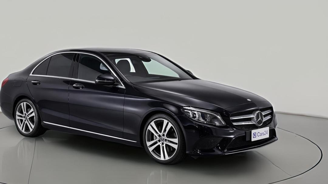 2018 Mercedes-benz C300 -, Automatic, 77578 km, Right Front Diagonal (45- Degree) View