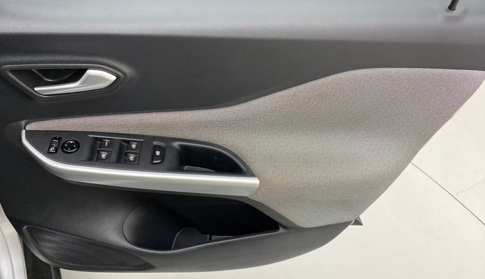 2022 Nissan MAGNITE XV CVT TURBO, Petrol, Automatic, 2,164 km, Driver Side Door Panels Control