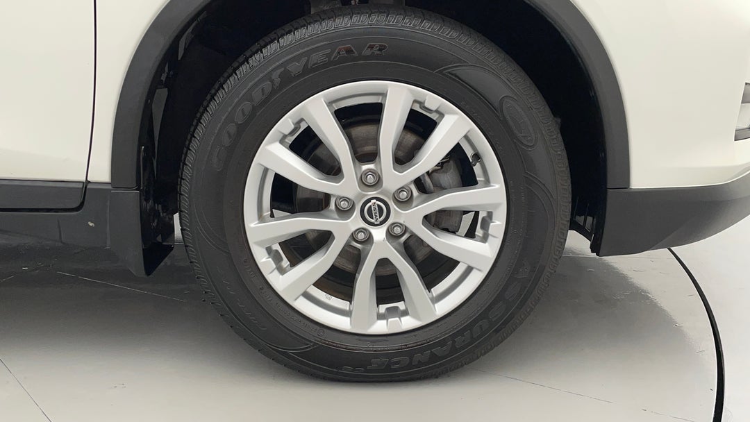 2020 Nissan X-trail St-l (2wd), Automatic, 60787 km, Right Front Wheel