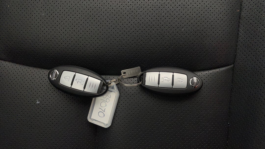 2020 Nissan X-trail St-l (2wd), Automatic, 60787 km, Key Close-up