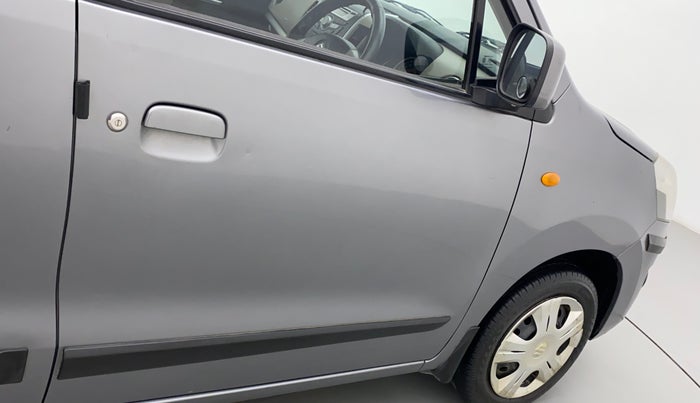 2015 Maruti Wagon R 1.0 VXI, Petrol, Manual, 73,780 km, Driver-side door - Slightly dented