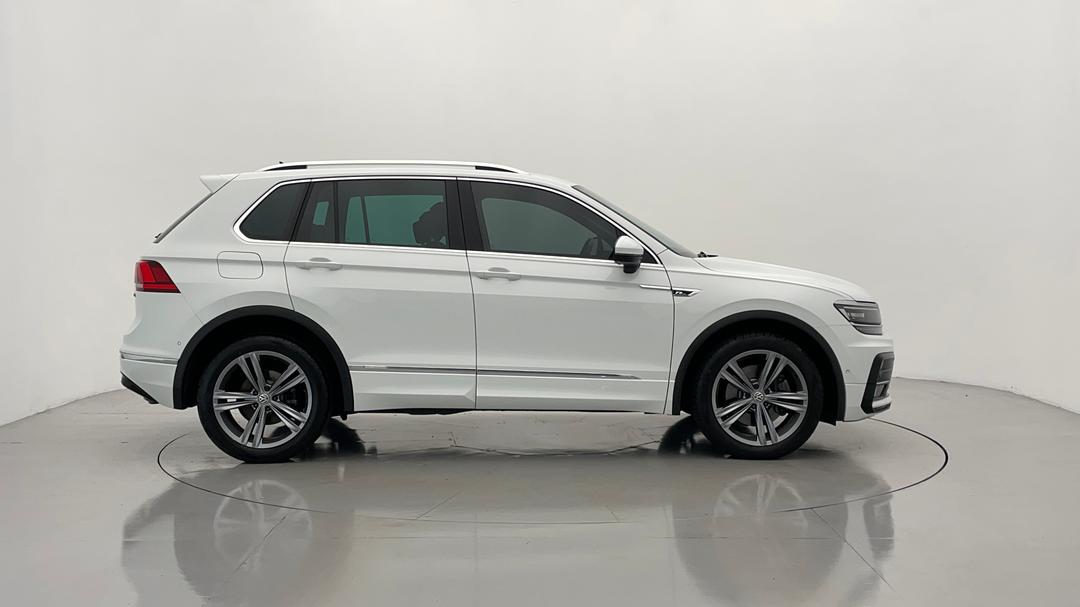 2019 Volkswagen Tiguan 132 Tsi R-line Edition, Automatic, 70038 km, Right Side View