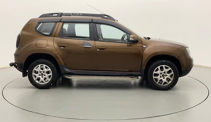2017 Renault Duster RXL PETROL, Petrol, Manual, 59,407 km, Right Side View