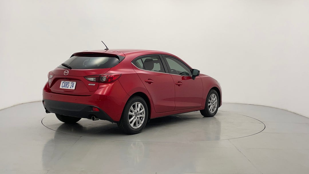 Right Back Diagonal (45- Degree) View