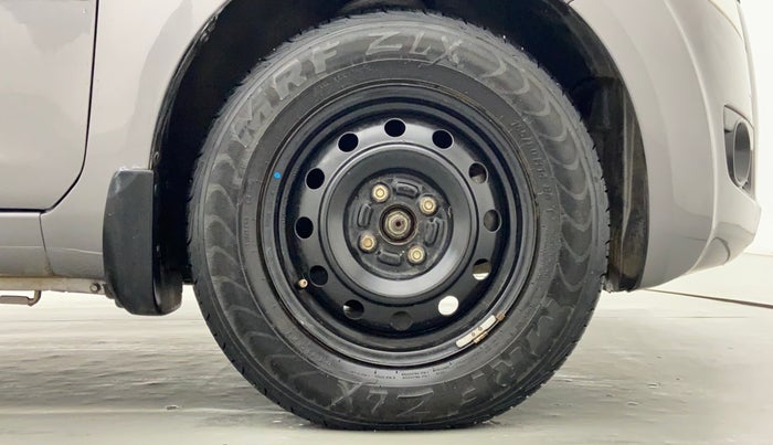 2012 Maruti Ritz VDI, Diesel, Manual, 51,781 km, Right Front Tyre