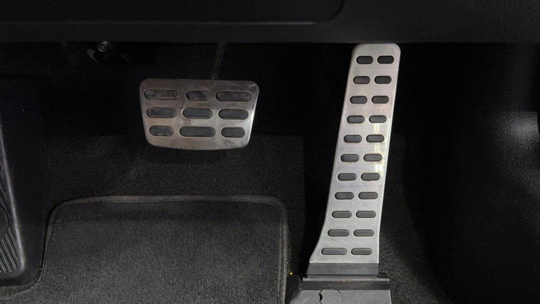 Pedals and Footmat