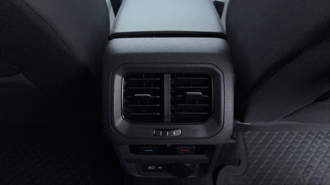 Rear A/C Vent