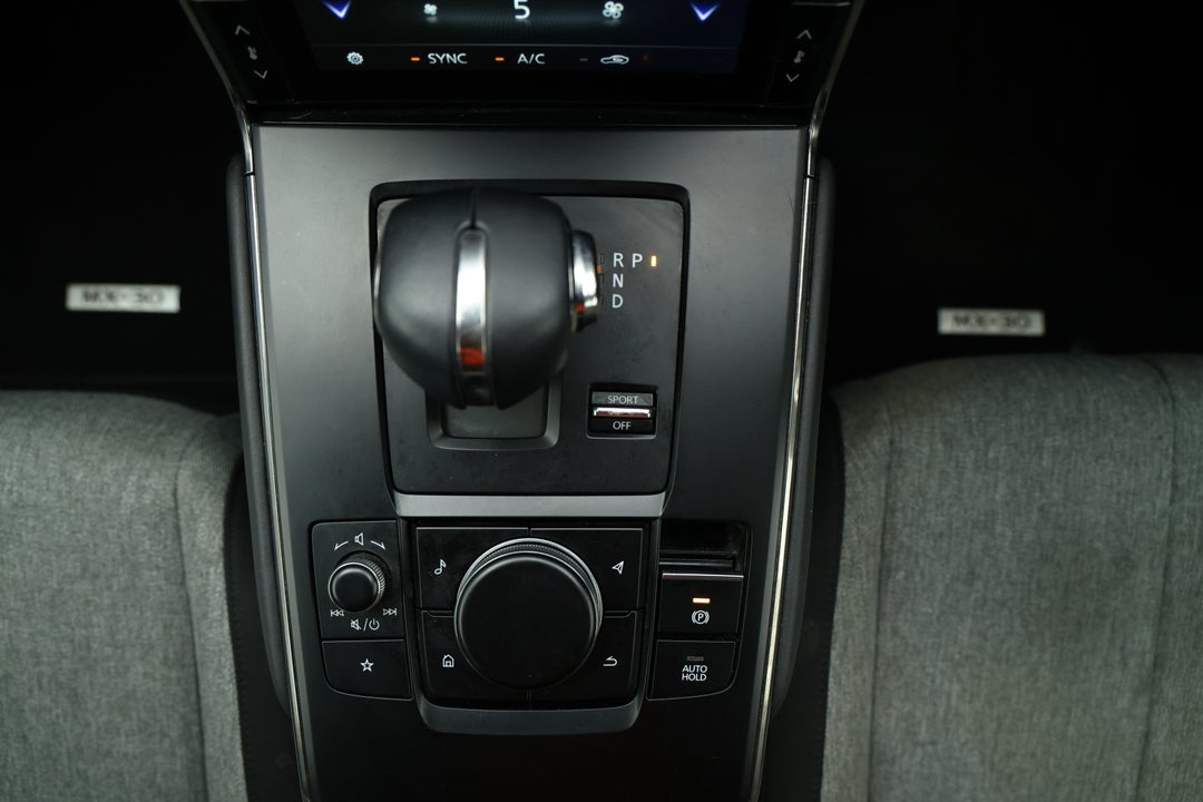 2021 Mazda Mx-30 G20e Evolve Mhev, Automatic, 55997 km, Gear Lever 