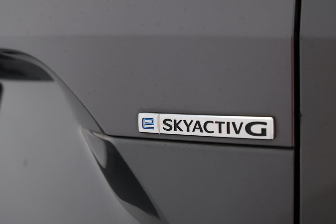 2021 Mazda Mx-30 G20e Evolve Mhev, Automatic, 55997 km, Badge (Boot Right Side)