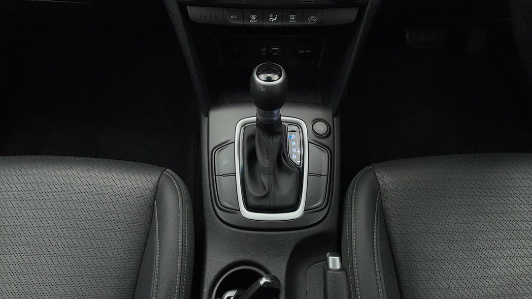 2019 Hyundai Kona Elite (fwd), Automatic, 67920 km, Gear Lever 