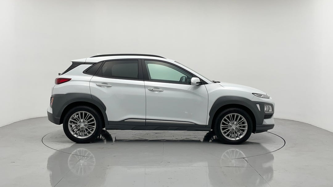 2019 Hyundai Kona Elite (fwd), Automatic, 67920 km, Right Side View