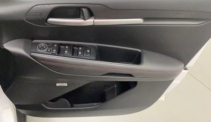 2021 KIA SONET GTX PLUS 1.0 IMT, Petrol, Manual, 27,455 km, Driver Side Door Panels Control