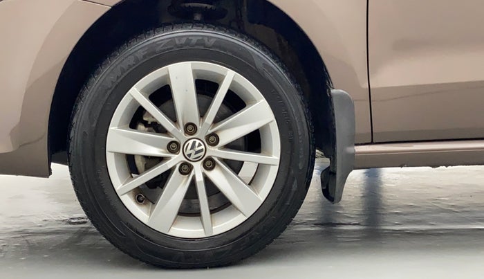 2017 Volkswagen Polo HIGHLINE1.2L PETROL, Petrol, Manual, 8,311 km, Left Front Wheel